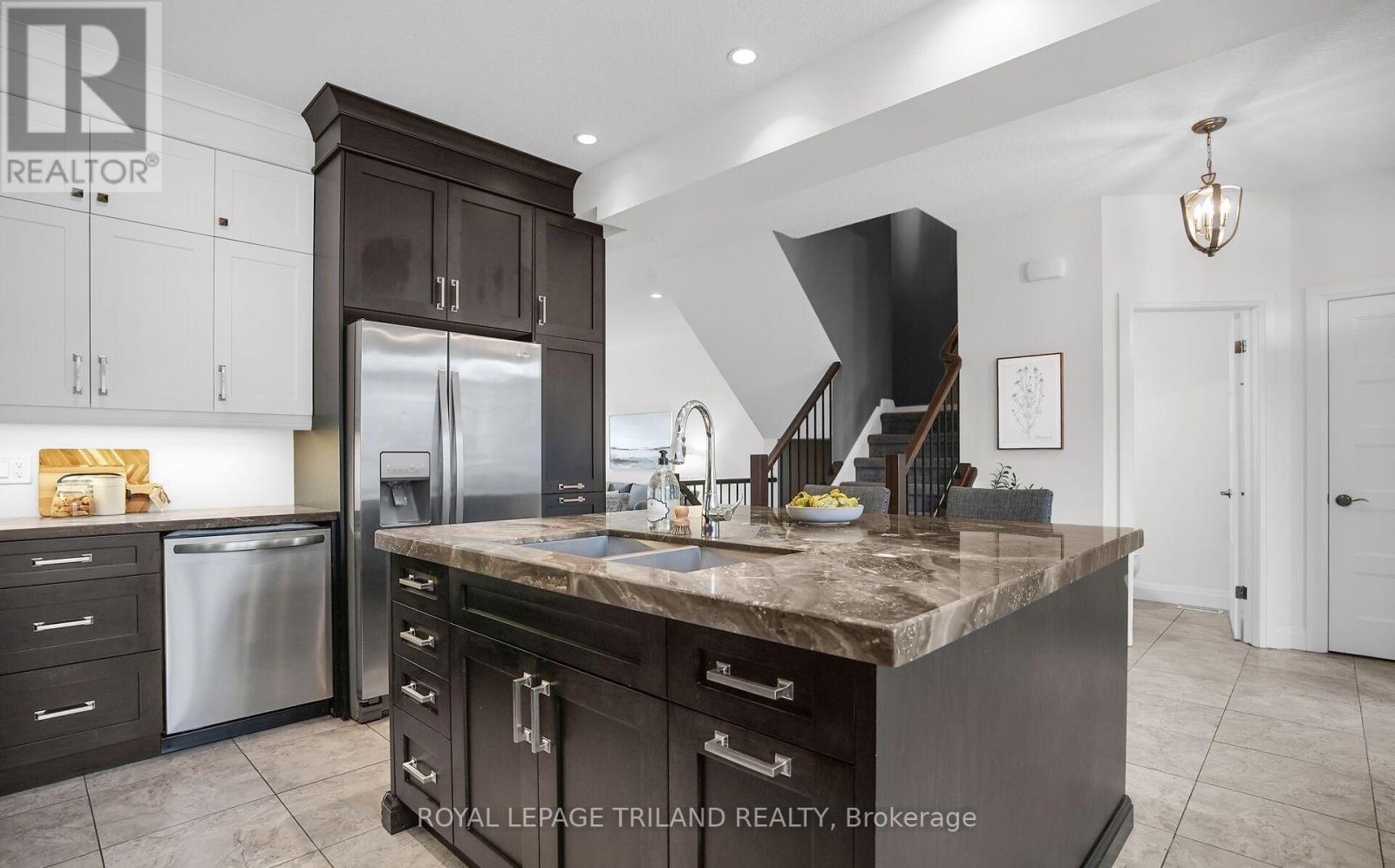 303 Callaway Road, London North, Ontario  N6G 0N8 - Photo 9 - X13644660