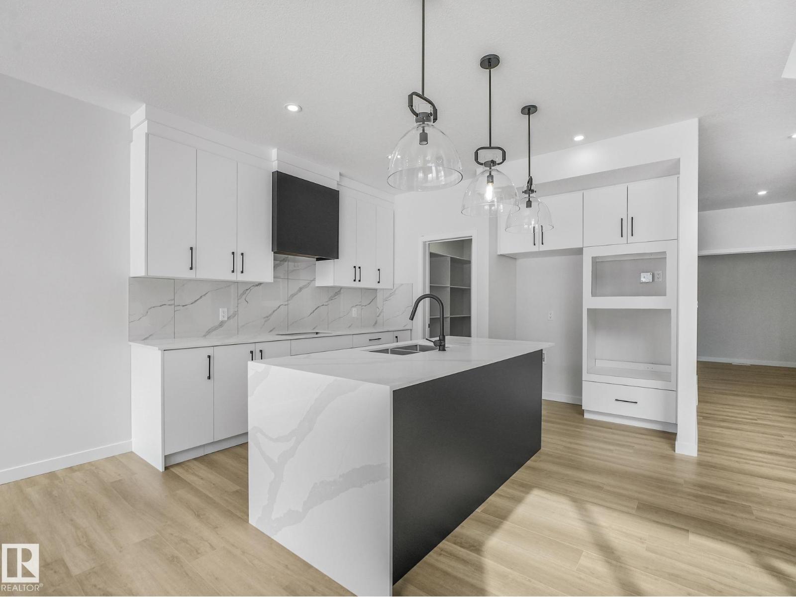 239 Kinglet Bv NW NW, Edmonton, Alberta  T5S 0S6 - Photo 12 - E4502328