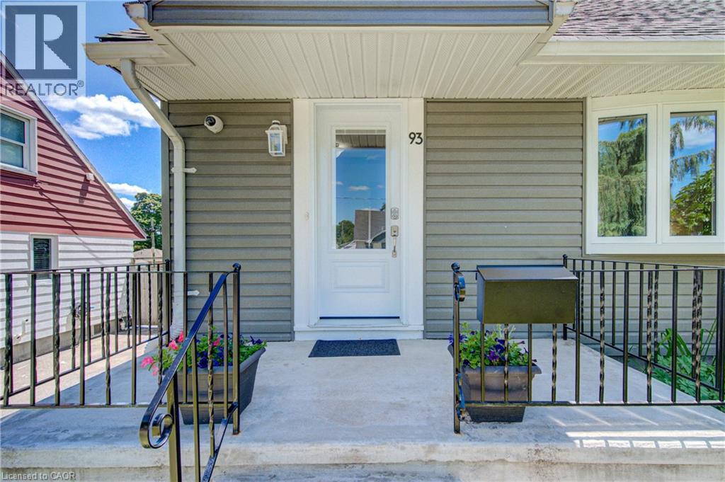 93 Stewart Avenue, Cambridge, Ontario  N1R 2V1 - Photo 4 - 40835861