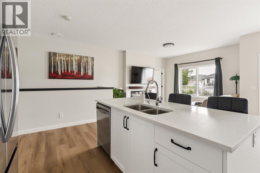 808 Mandalay Link, Carstairs, Alberta  T0M 0N0 - Photo 13 - A2323853