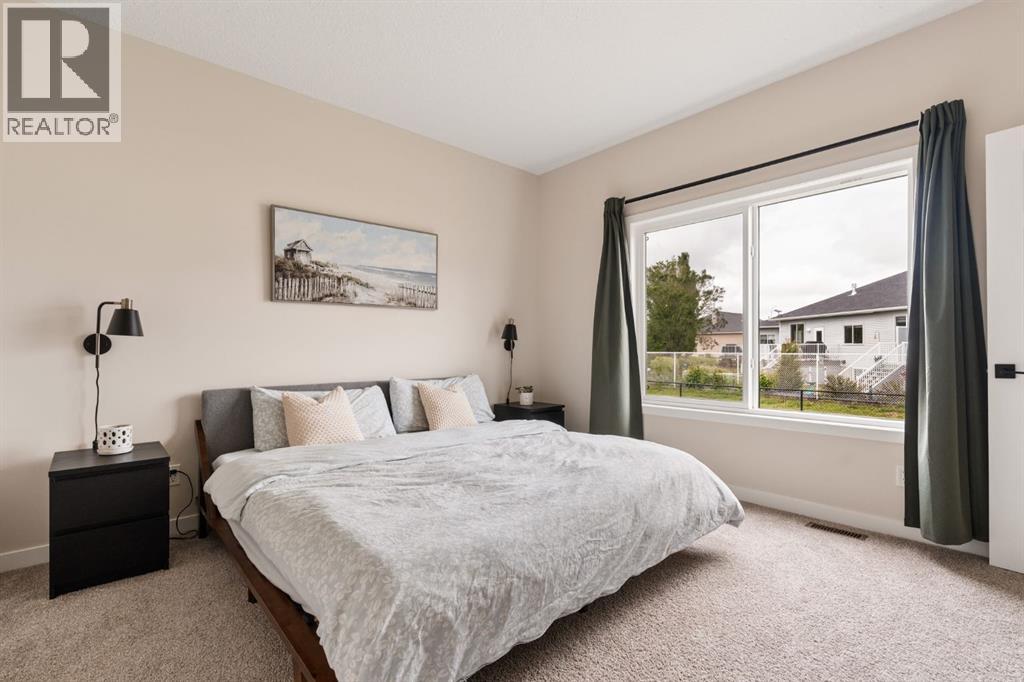 808 Mandalay Link, Carstairs, Alberta  T0M 0N0 - Photo 25 - A2323853