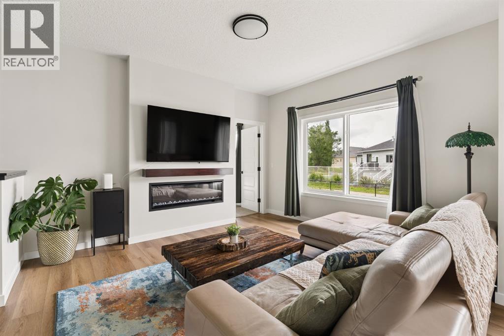 808 Mandalay Link, Carstairs, Alberta  T0M 0N0 - Photo 18 - A2323853