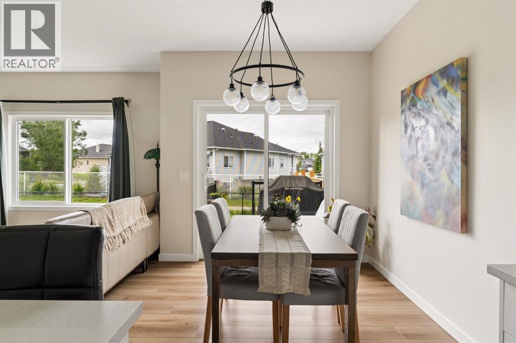 808 Mandalay Link, Carstairs, Alberta  T0M 0N0 - Photo 12 - A2323853