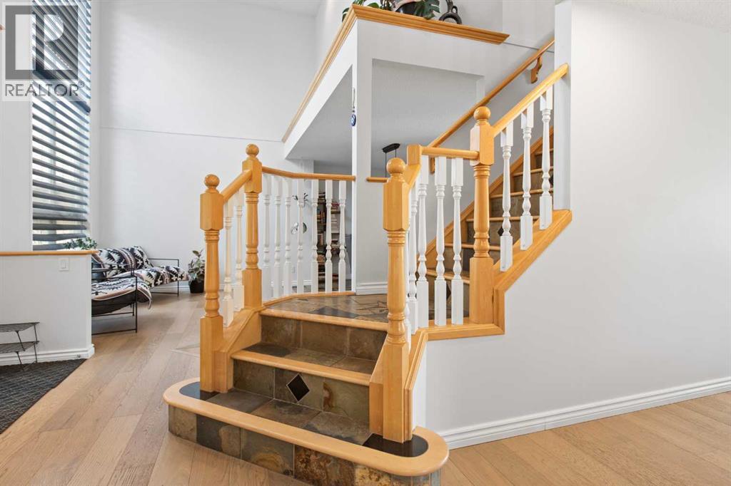 81 Royal Crest Terrace NW, Calgary, Alberta  T3G 4M2 - Photo 20 - A2328877