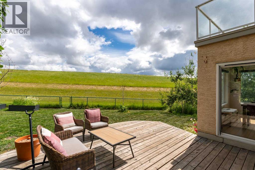 81 Royal Crest Terrace NW, Calgary, Alberta  T3G 4M2 - Photo 36 - A2328877