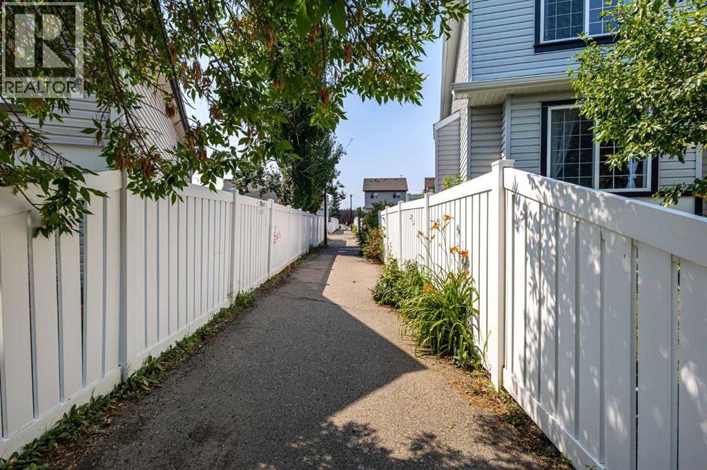 49 Evermeadow Manor SW, Calgary, Alberta  T2Y 4W8 - Photo 38 - A2332494