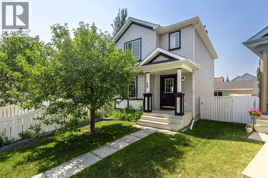 49 Evermeadow Manor SW, Calgary, Alberta
