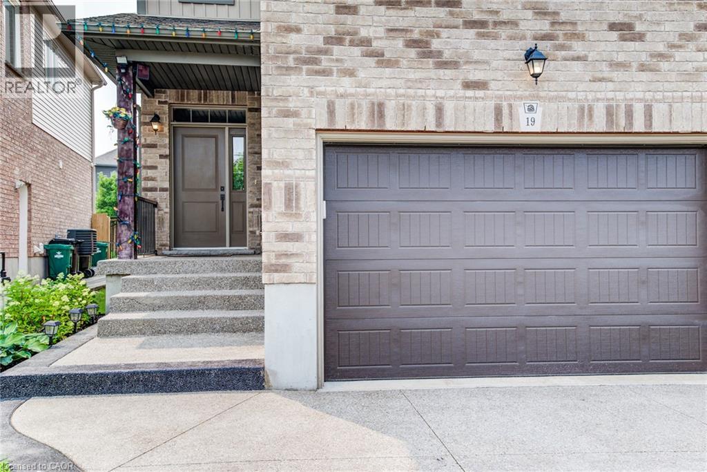 19 Springcreek Street, Kitchener, Ontario  N2A 0G3 - Photo 4 - 40849353
