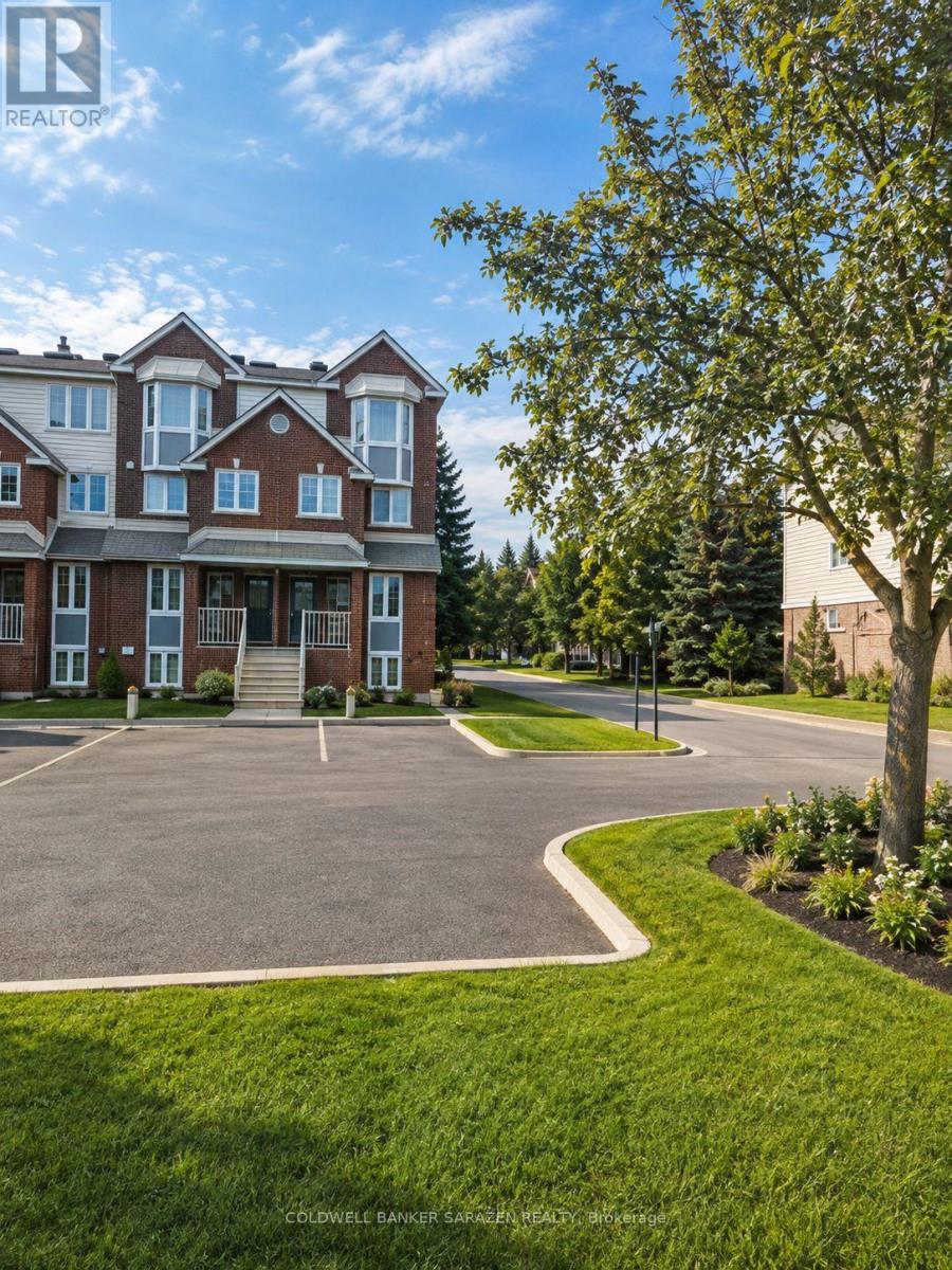 42 - 3 BRISTON PRIVATE, Ottawa, Ontario