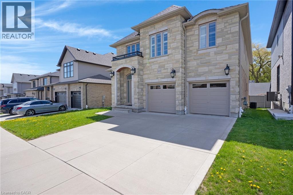305 Blair Creek Drive, Kitchener, Ontario  N2P 0G4 - Photo 2 - 40851998