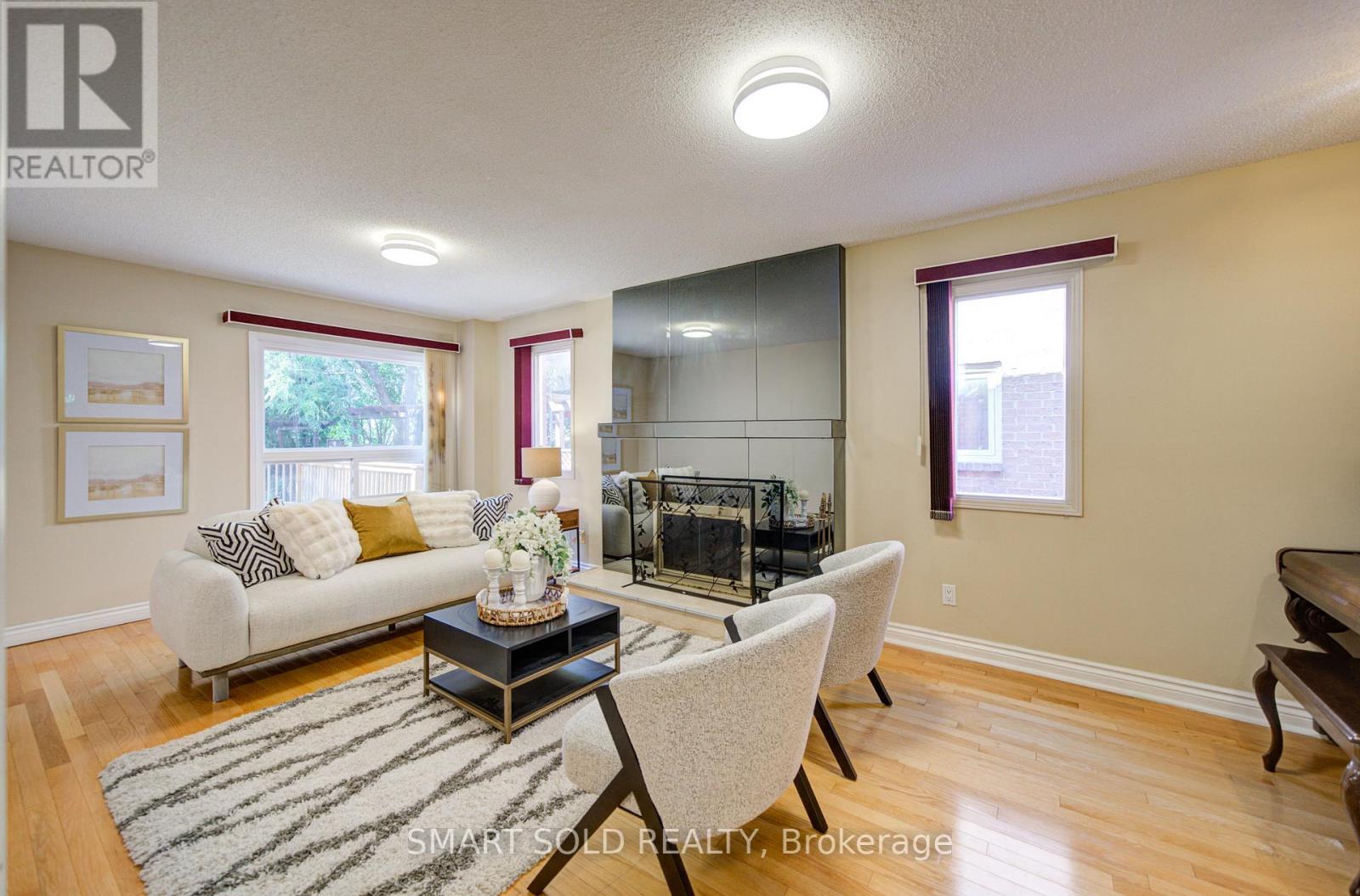 84 O'connor Crescent, Richmond Hill, Ontario  L4C 7N8 - Photo 16 - N13644308