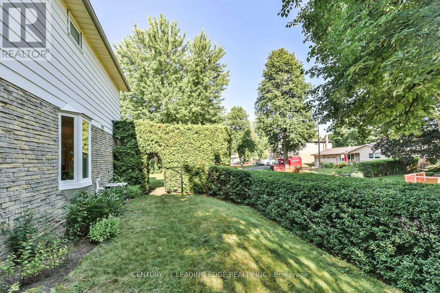 15 Sir Gawaine Place, Markham (Markham Village), Ontario  L3P 3A1 - Photo 32 - N13644354