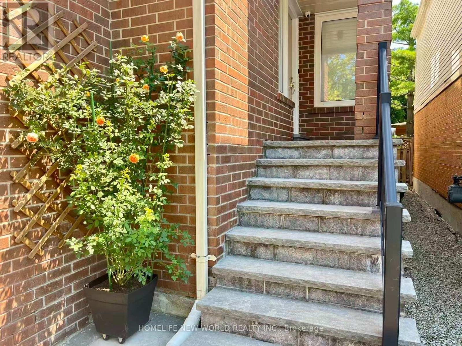 115 Winding Lane, Vaughan, Ontario  L4J 5J1 - Photo 3 - N13644410