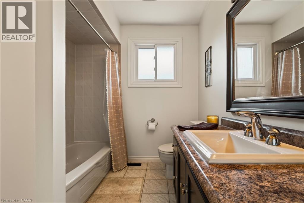 39 Trenholme Crescent, Hamilton, Ontario  L8W 2L4 - Photo 31 - 40853408