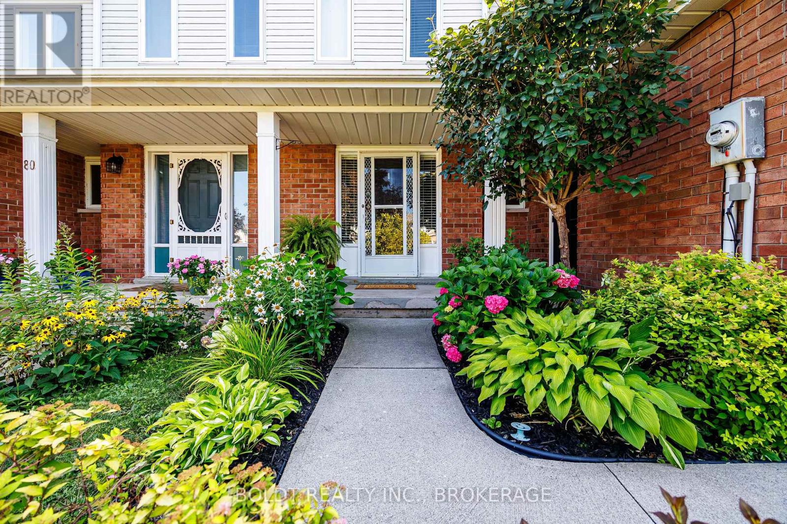 86 Devine Crescent, Thorold, Ontario  L2V 5A4 - Photo 2 - X13644346