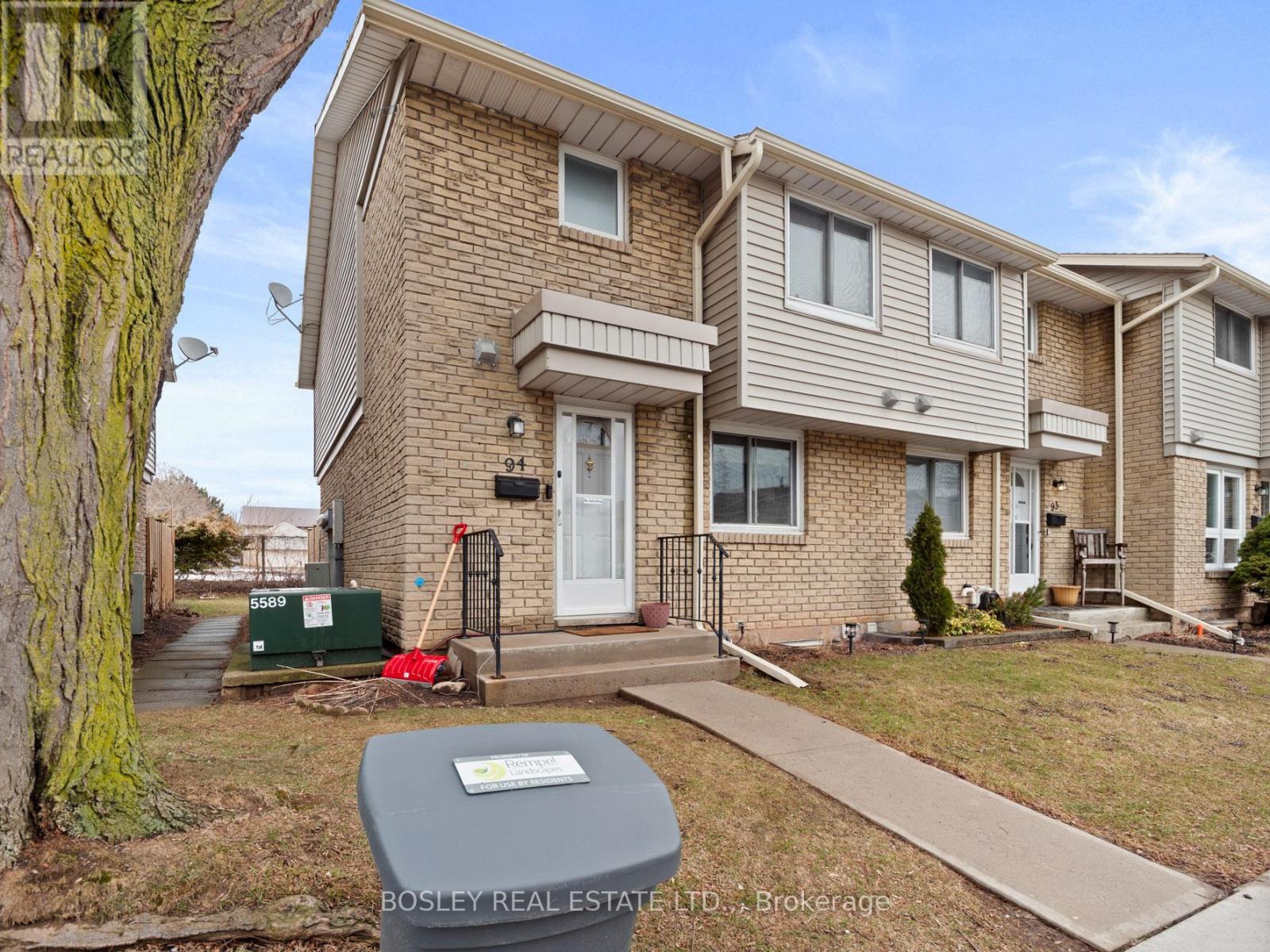 #94 - 6767 Thorold Stone Road, Niagara Falls, Ontario  L2J 3W9 - Photo 1 - X13644596