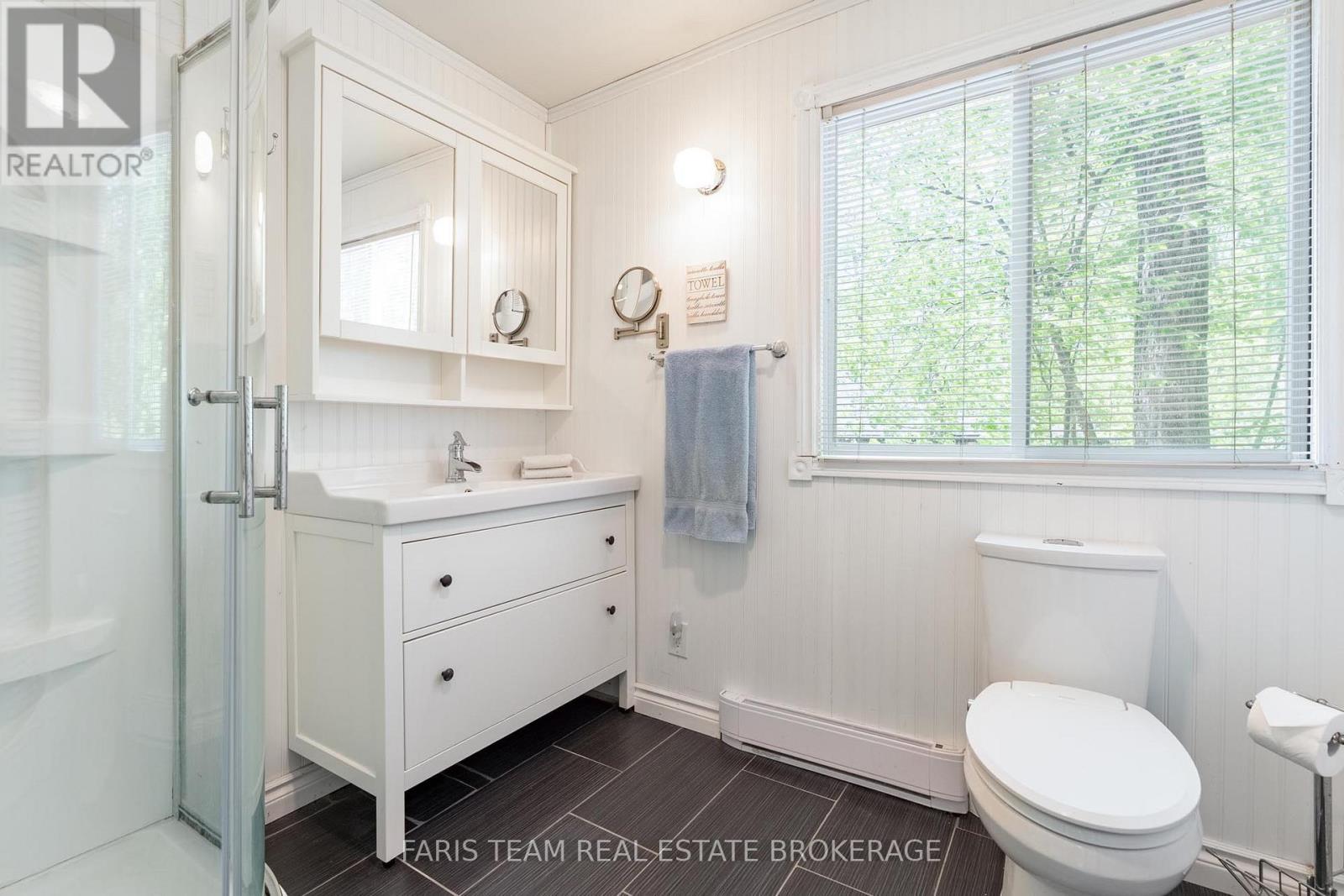 112 Farlain Lake Road E, Tiny, Ontario  L9M 0B5 - Photo 19 - S13644352