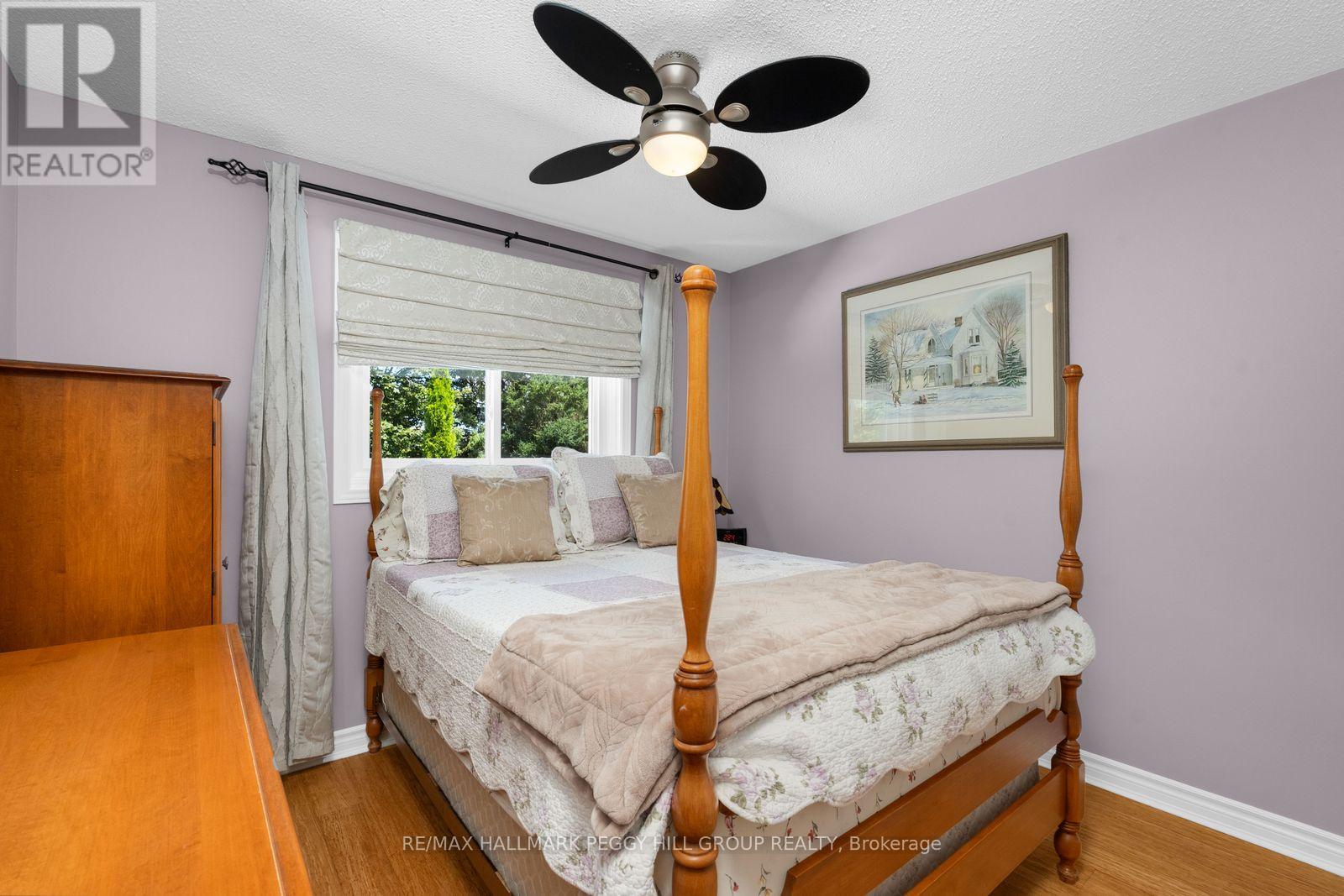 15 Wilde Place, Barrie (Letitia Heights), Ontario  L4N 4W6 - Photo 7 - S13644398