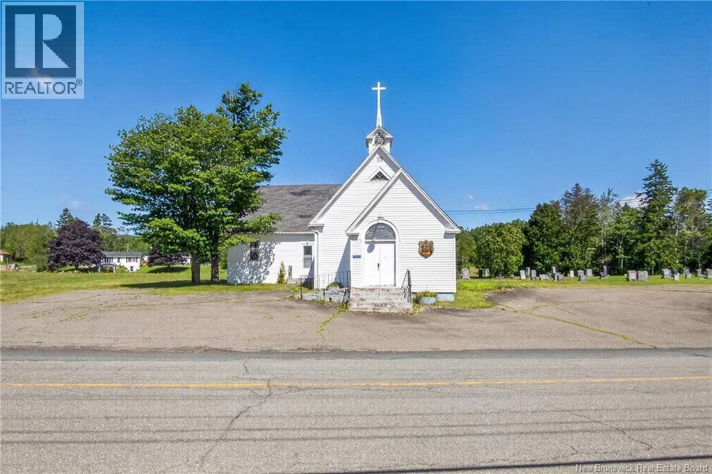 7538 Route 102, Browns Flat, New Brunswick  E2M 5N8 - Photo 1 - NB145477