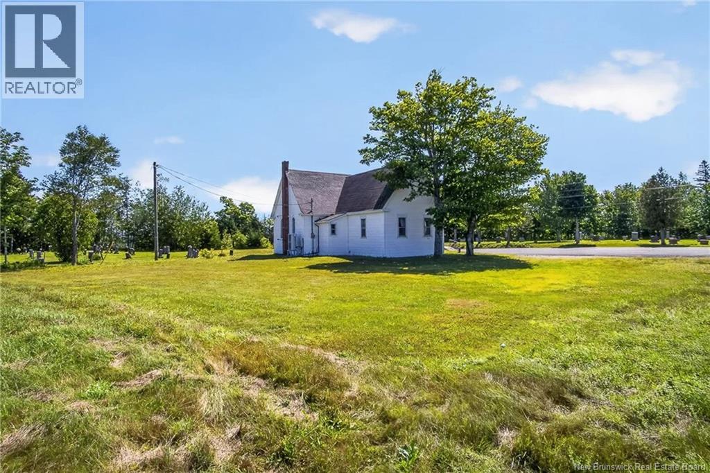 7538 Route 102, Browns Flat, New Brunswick  E2M 5N8 - Photo 4 - NB145477