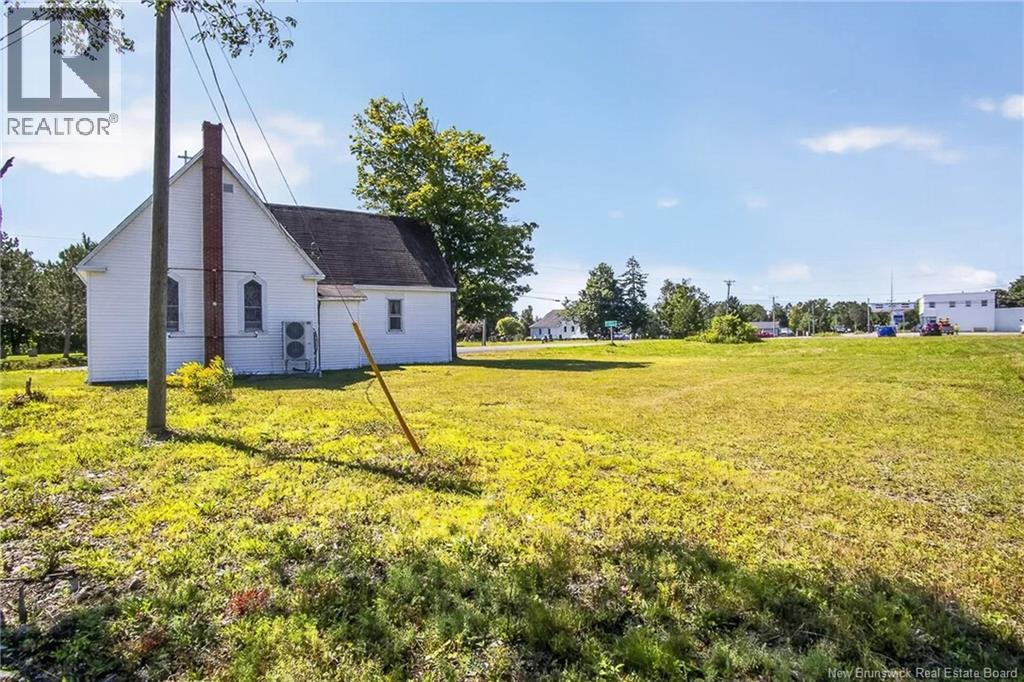 7538 Route 102, Browns Flat, New Brunswick  E2M 5N8 - Photo 5 - NB145477