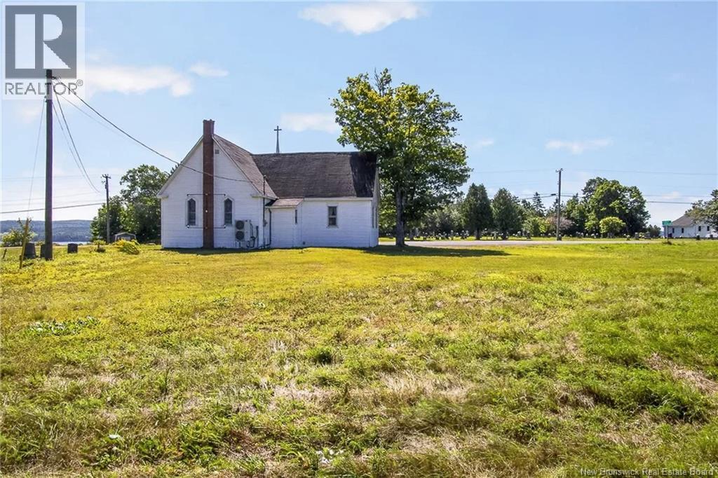 7538 Route 102, Browns Flat, New Brunswick  E2M 5N8 - Photo 6 - NB145477