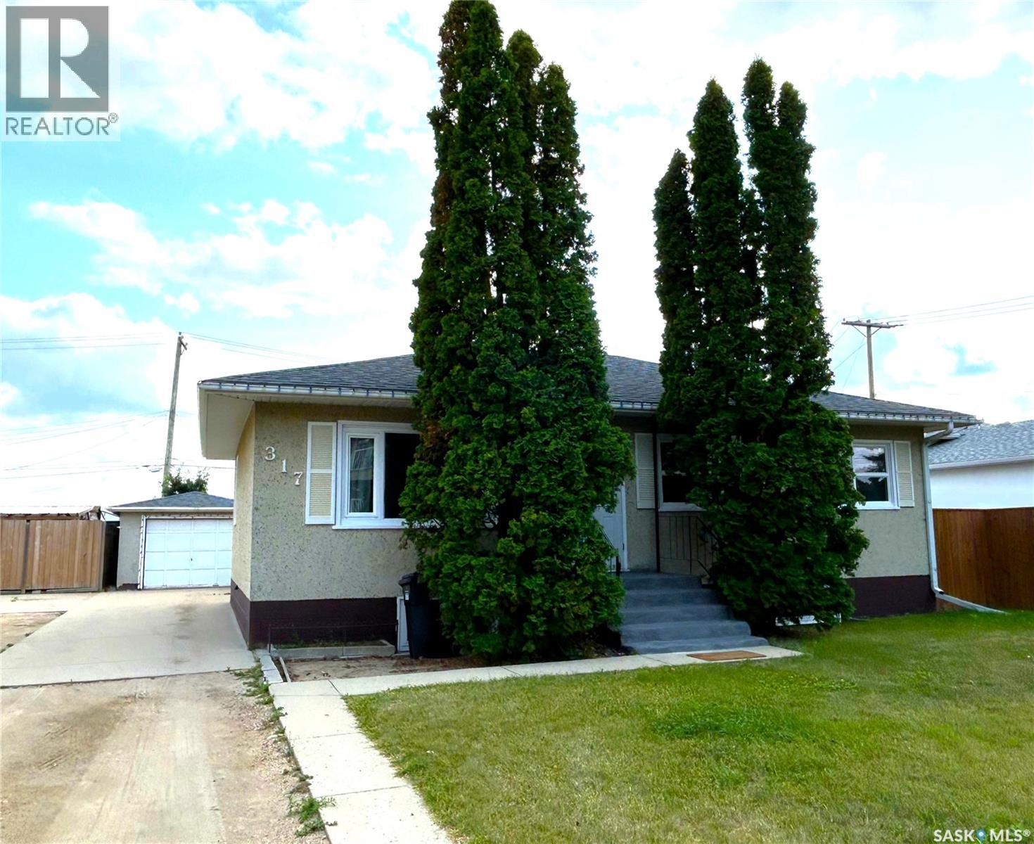 317 108th STREET W, Saskatoon, Saskatchewan