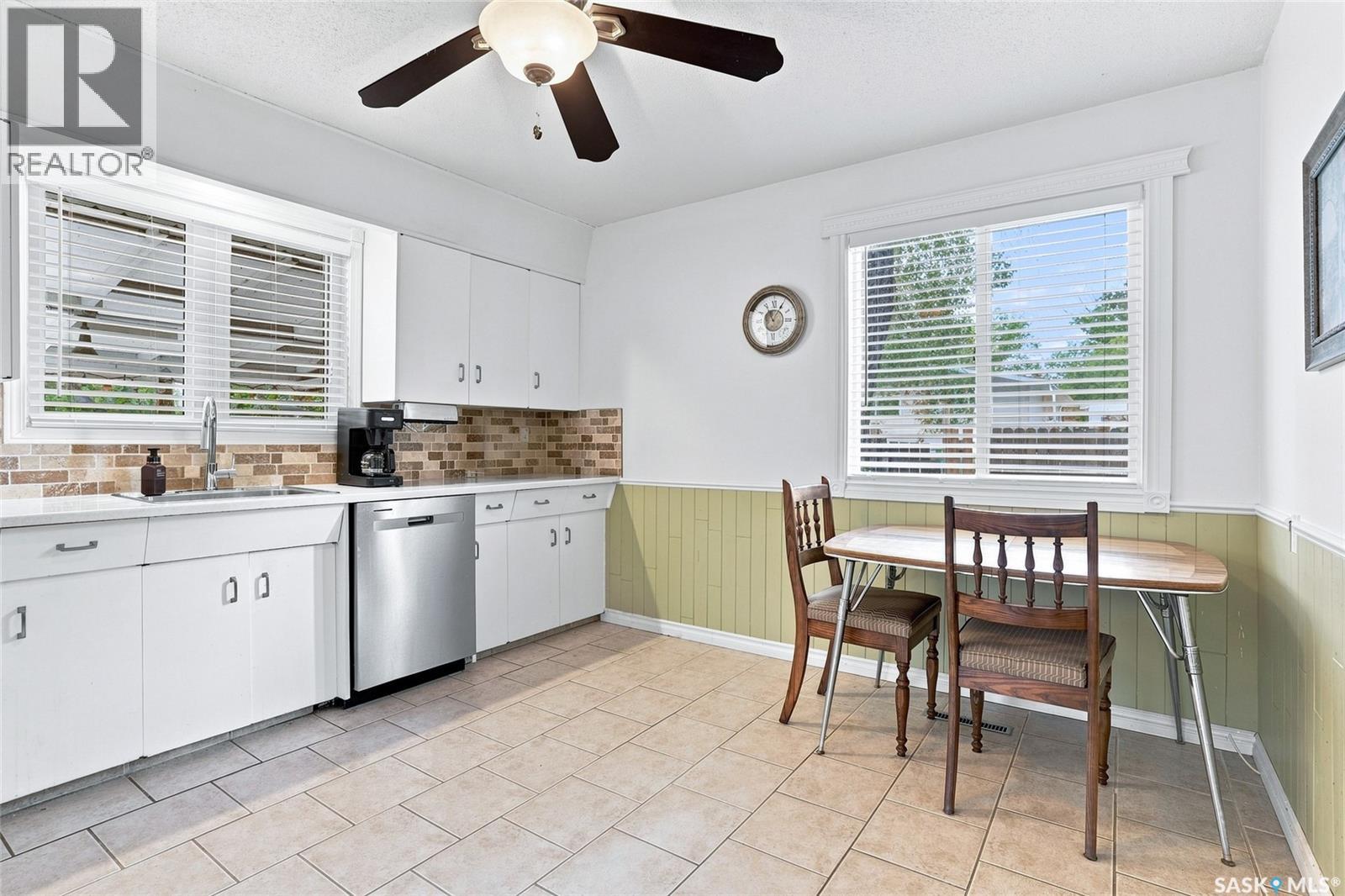 3008 Eastview, Saskatoon, Saskatchewan  S7J 3J2 - Photo 11 - SK044614