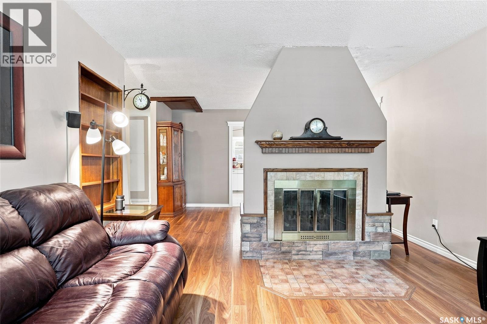 3008 Eastview, Saskatoon, Saskatchewan  S7J 3J2 - Photo 8 - SK044614