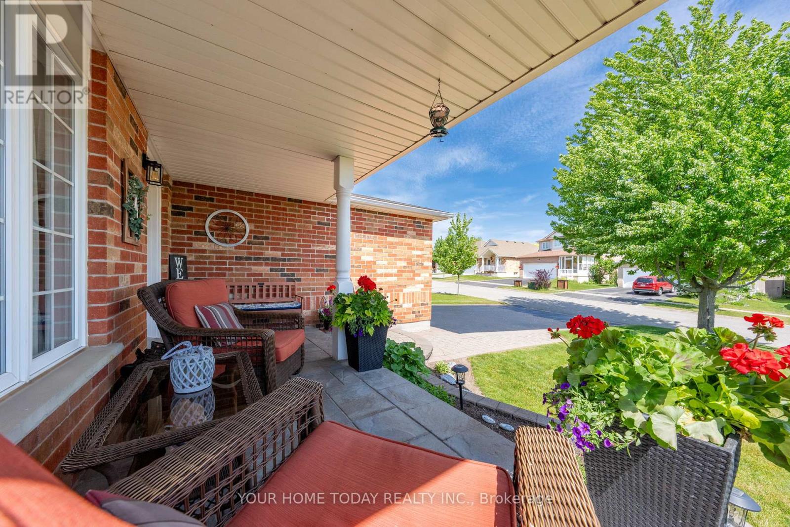 9 Kenney Street, Halton Hills, Ontario  L7J 3B2 - Photo 6 - W13644302