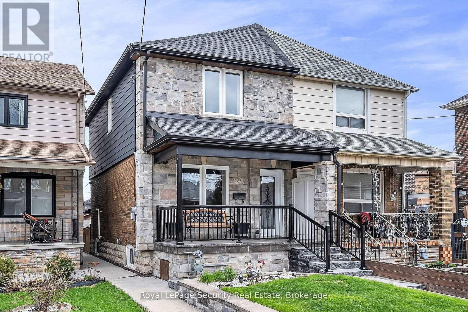 67 Northland Avenue, Toronto, Ontario  M6N 2C9 - Photo 2 - W13644326
