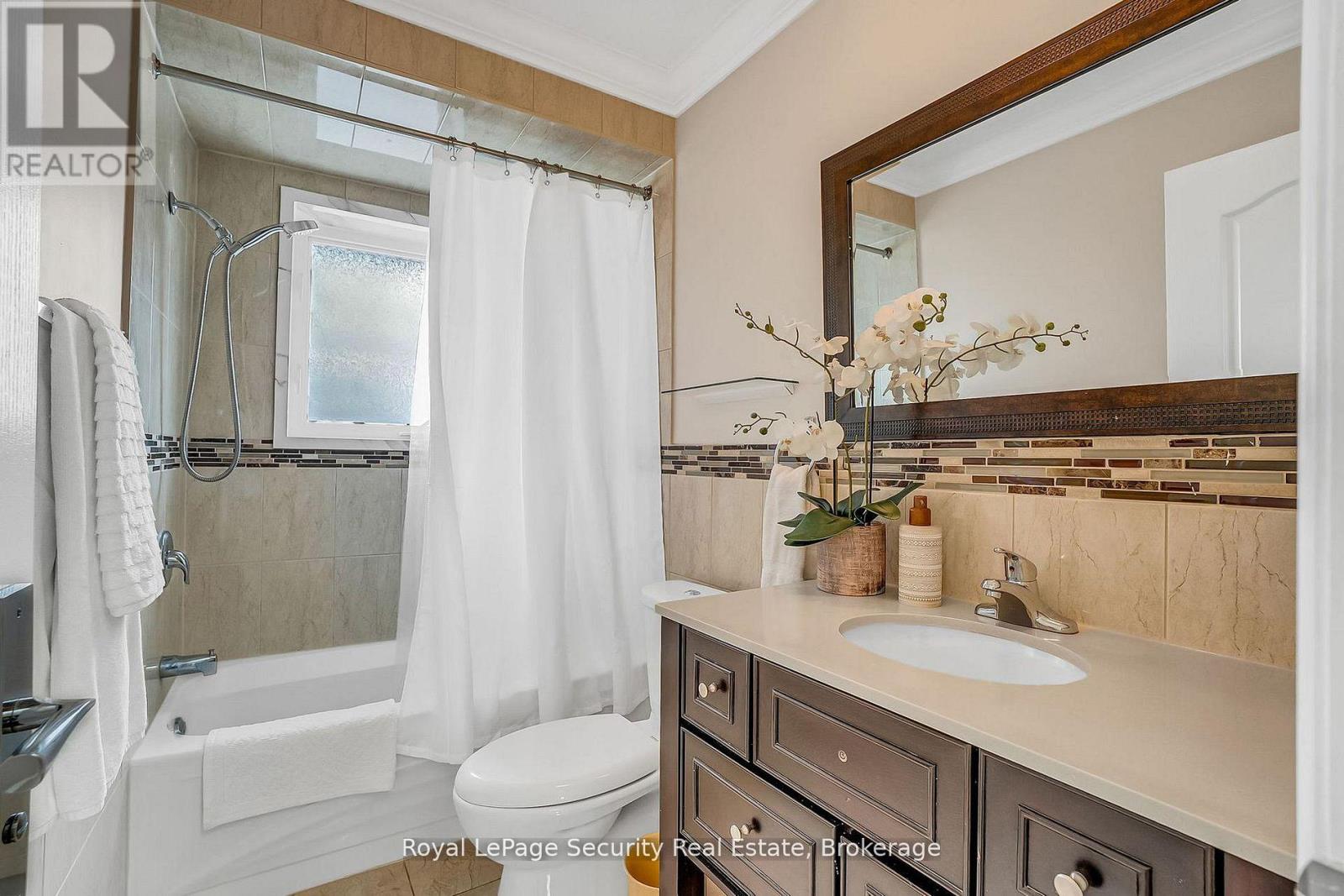67 Northland Avenue, Toronto, Ontario  M6N 2C9 - Photo 38 - W13644326