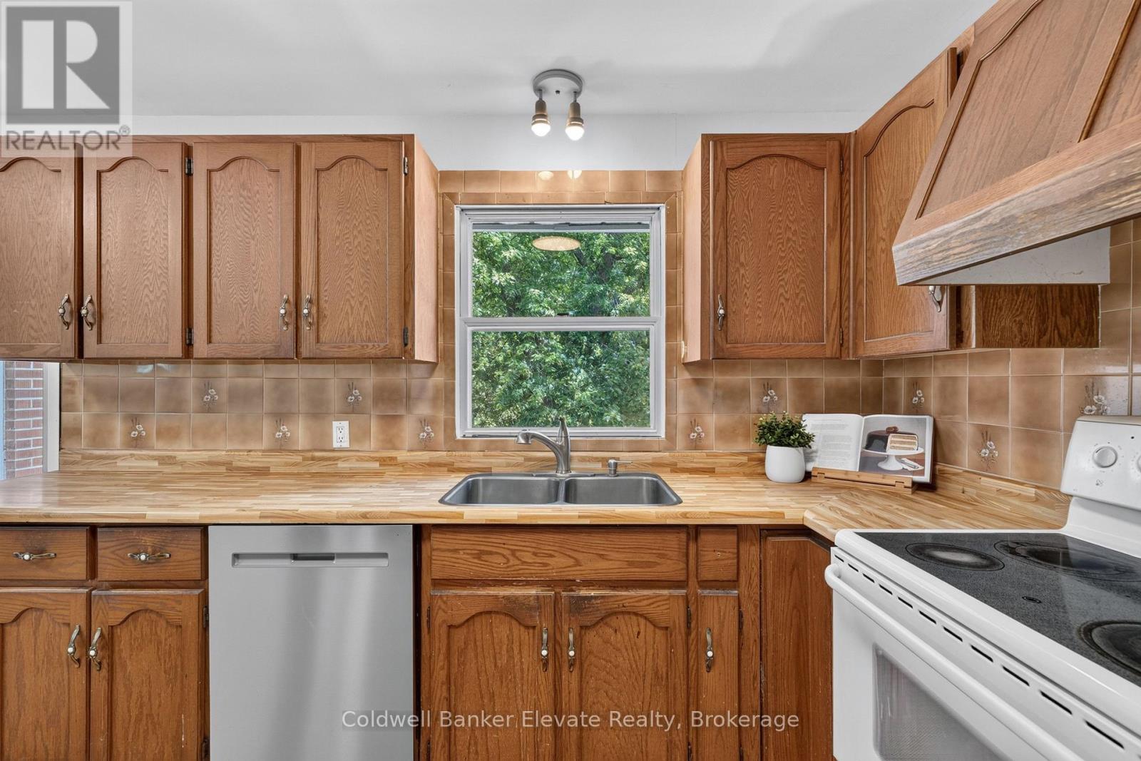 81 Tremaine Road, Milton, Ontario  L9T 2W8 - Photo 14 - W13644510
