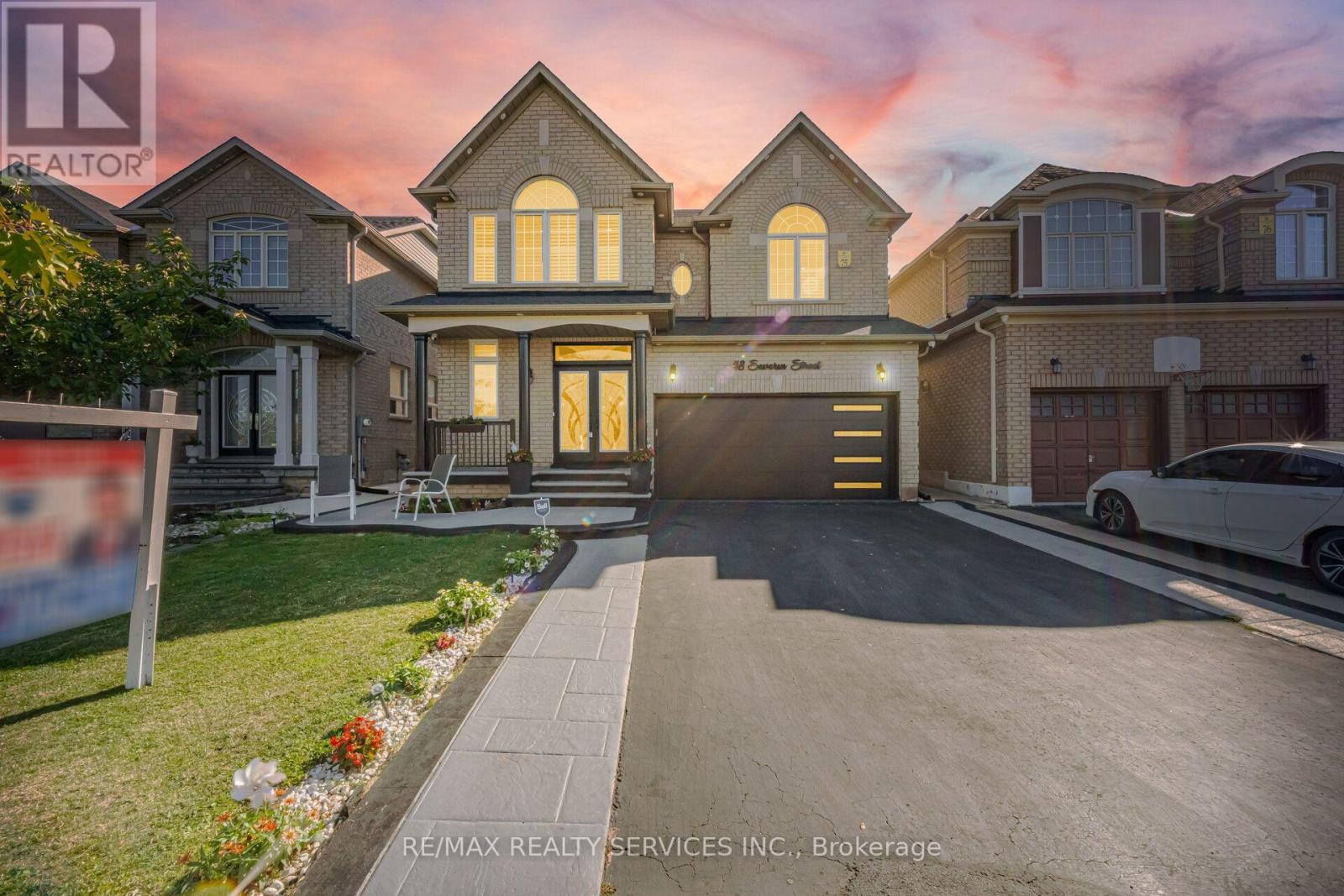 48 Severin Street, Brampton, Ontario  L6R 0P3 - Photo 2 - W13644536
