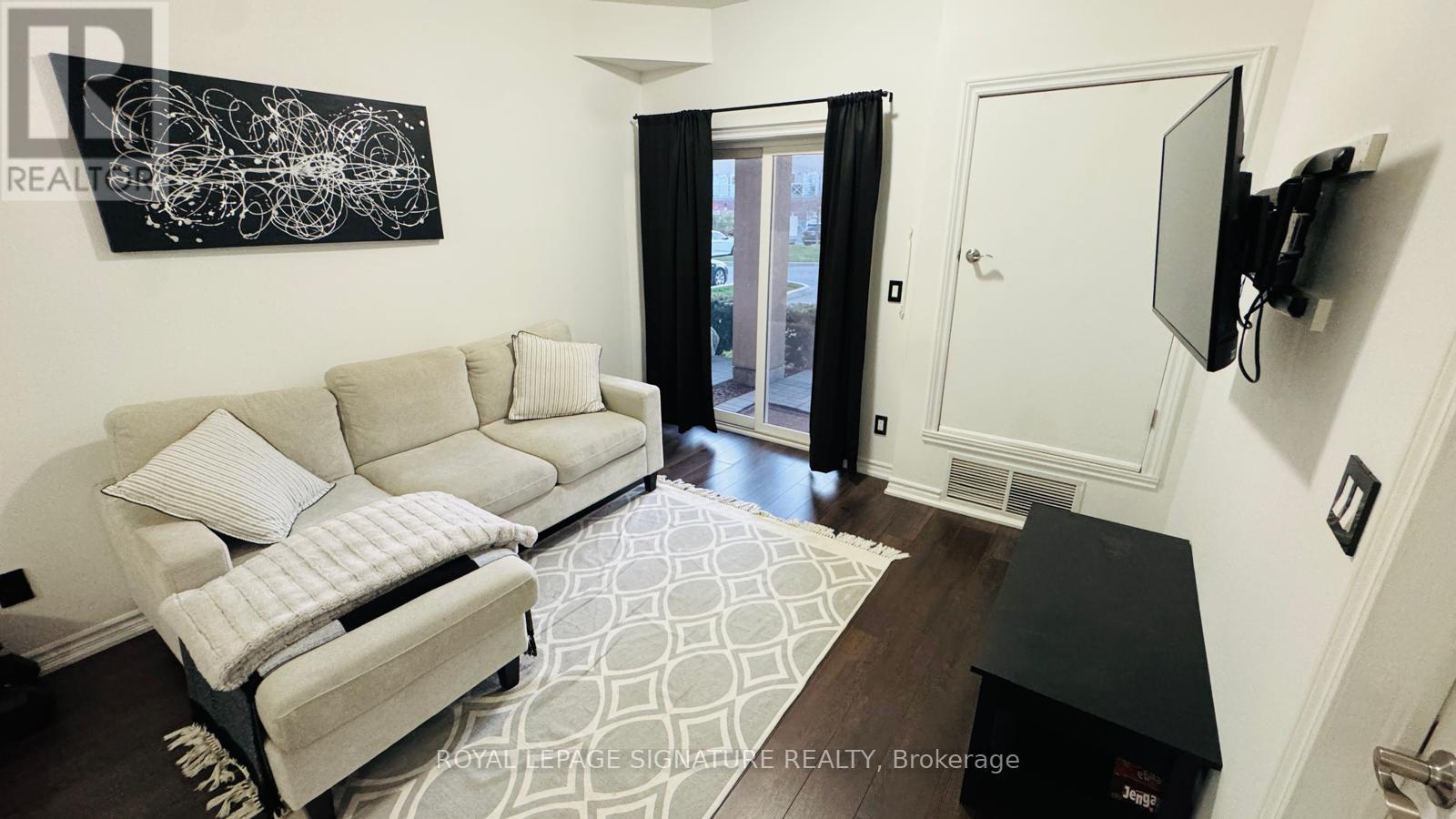 107 - 1370 Costigan Road, Milton, Ontario L9T 8X7 - Photo 2 - W13607636