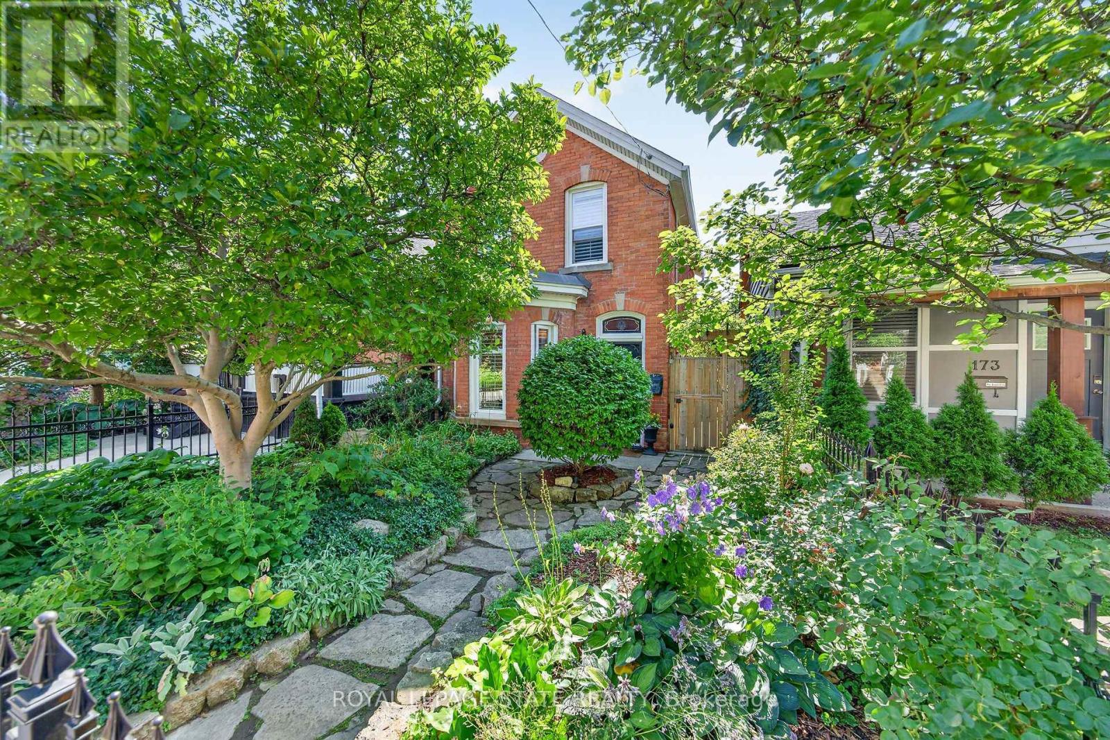 171 EMERALD STREET S, Hamilton, Ontario