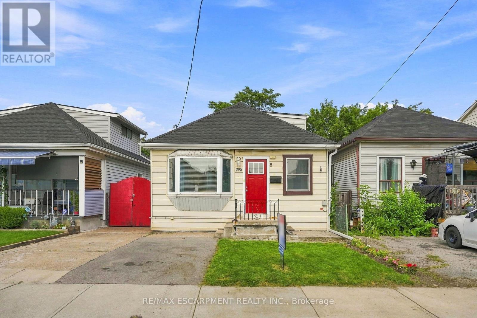 395 AVONDALE STREET, Hamilton, Ontario