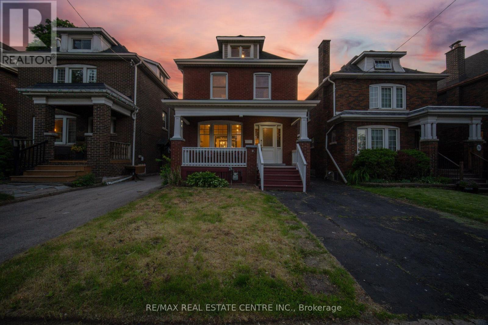 90 HOLTON AVENUE S, Hamilton, Ontario