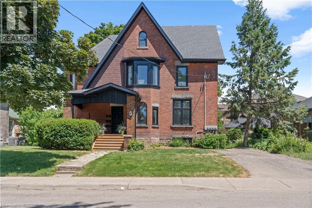 16 ARTHUR Street Unit# 2A, Brantford, Ontario