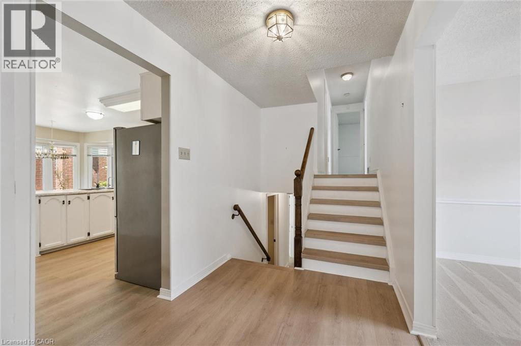 167 Westvale Drive, Waterloo, Ontario  N2T 1B7 - Photo 15 - 40853344