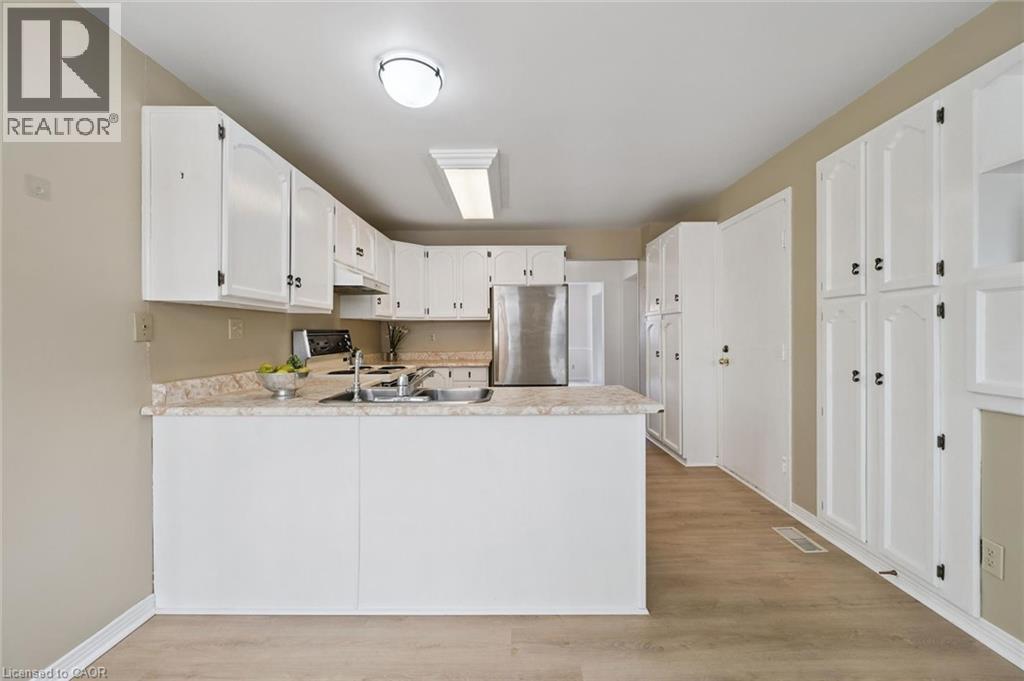 167 Westvale Drive, Waterloo, Ontario  N2T 1B7 - Photo 11 - 40853344