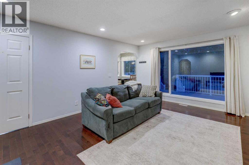 215 Arbour Ridge Way NW, Calgary, Alberta  T3G 3Z3 - Photo 14 - A2334298