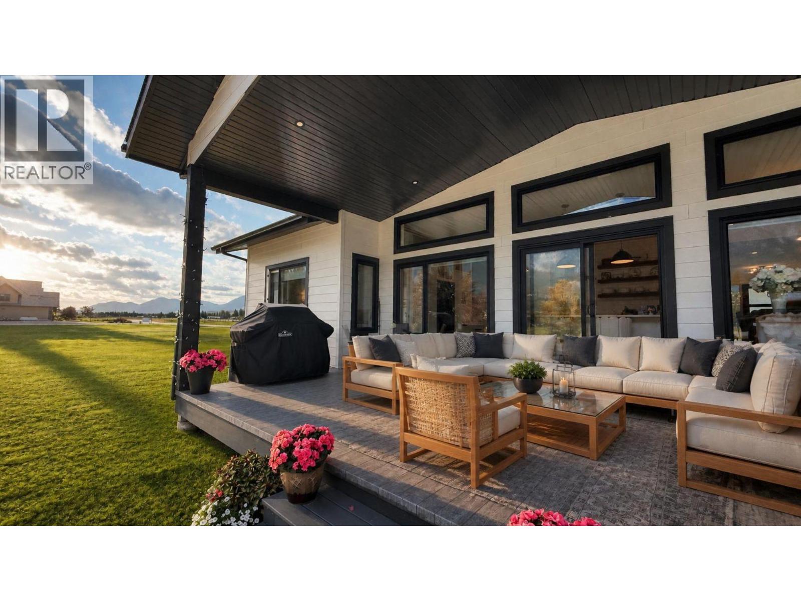 4962 Riverside Drive, Fairmont Hot Springs, British Columbia  V0B 1L1 - Photo 8 - 10396190
