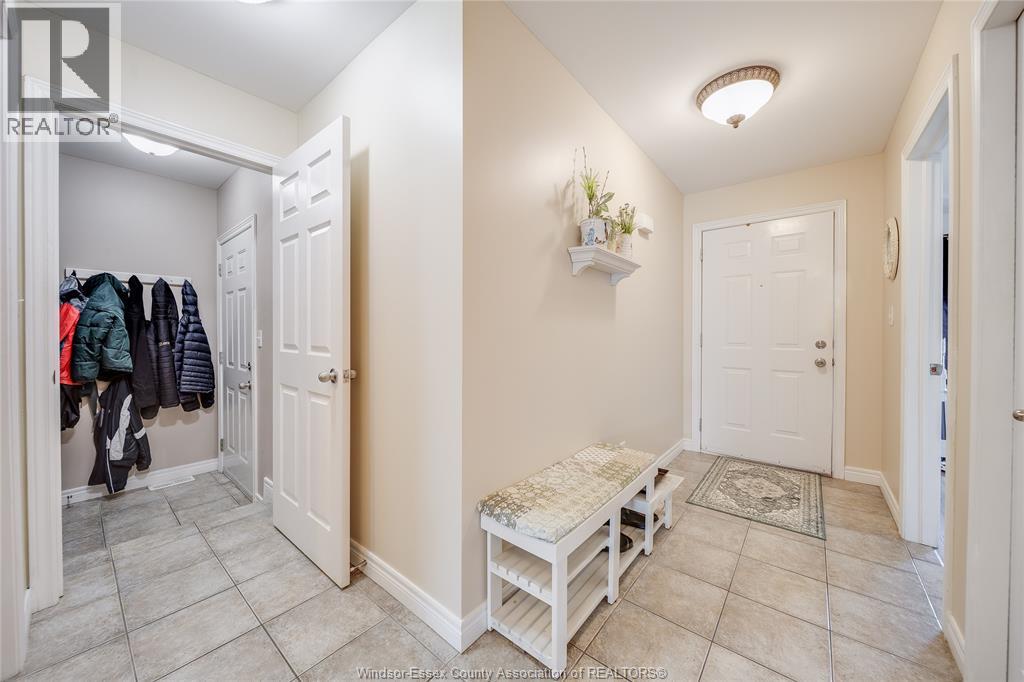 1971 Luxury Avenue, Windsor, Ontario  N8P 1W9 - Photo 5 - 26018600