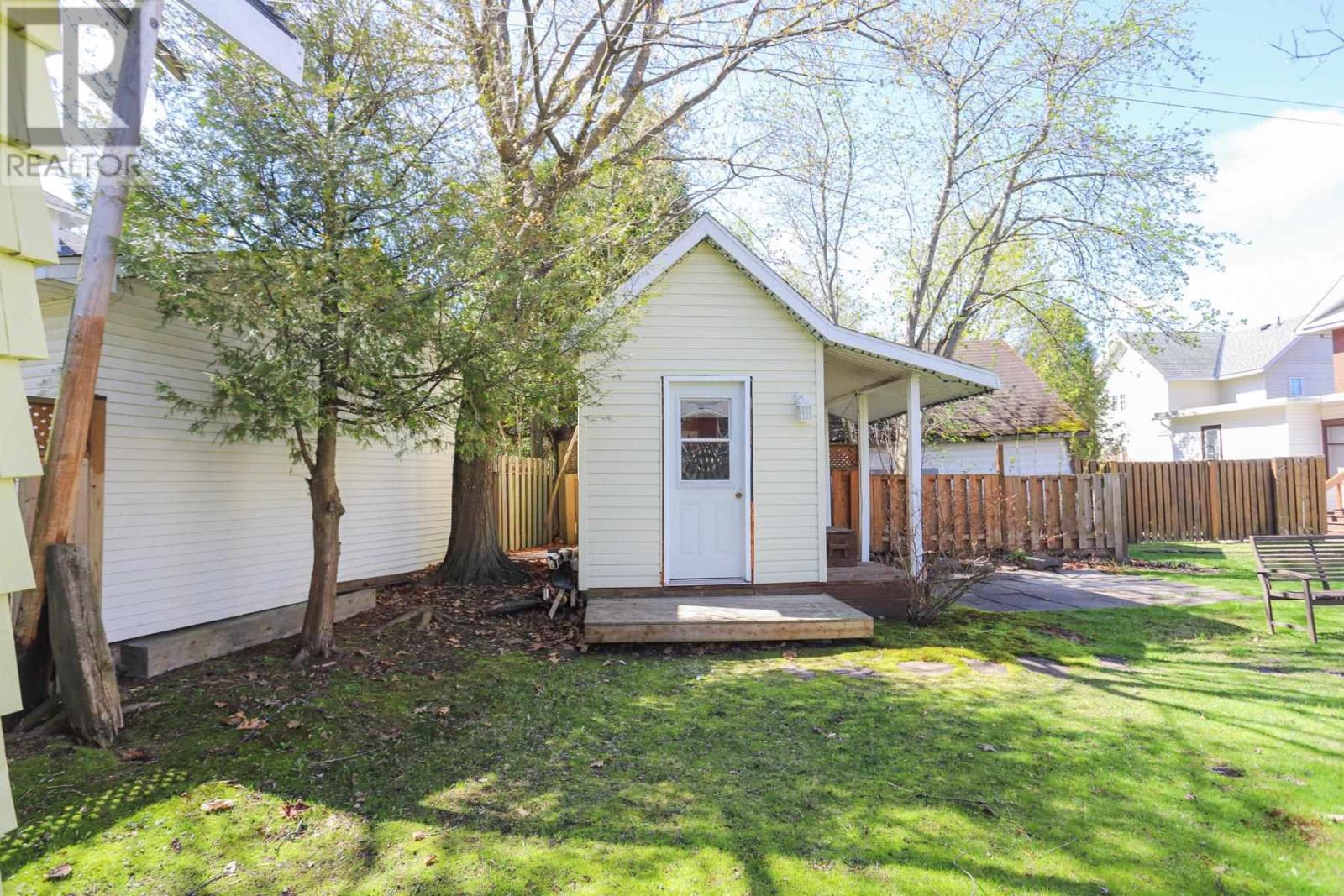 144 Leo Ave, Sault Ste. Marie, Ontario  P6A 3V7 - Photo 45 - SM261084