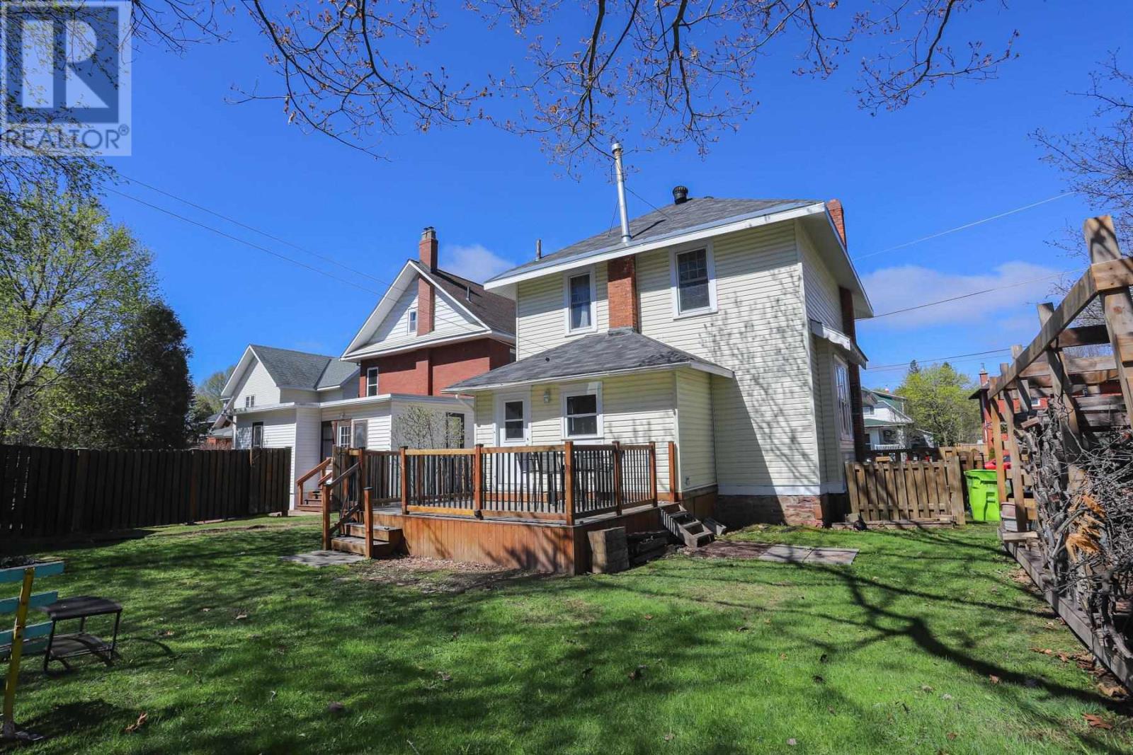 144 Leo Ave, Sault Ste. Marie, Ontario  P6A 3V7 - Photo 43 - SM261084