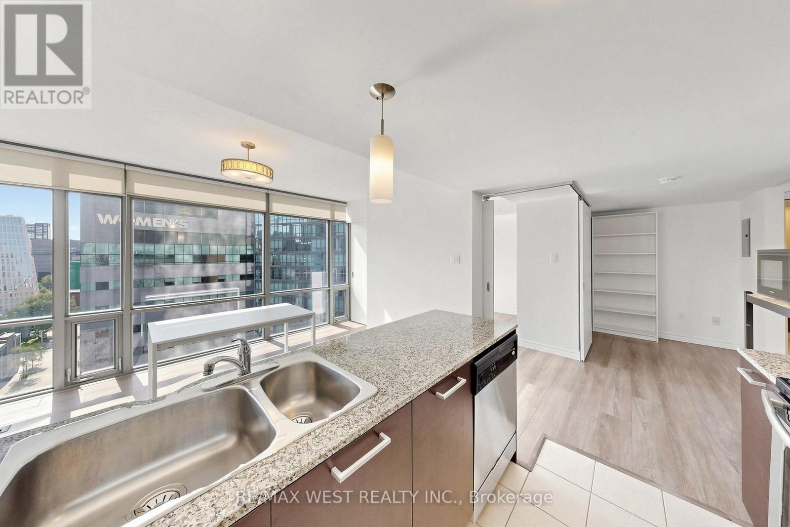 1203 - 38 Grenville Street, Toronto, Ontario  M4Y 1A9 - Photo 10 - C13627648