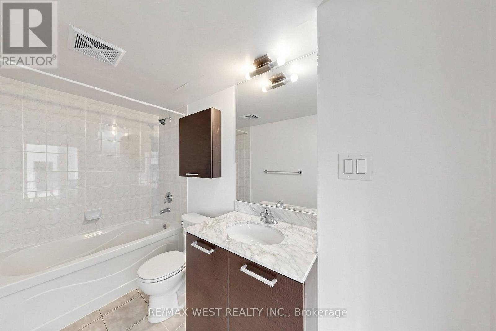 1203 - 38 Grenville Street, Toronto, Ontario  M4Y 1A9 - Photo 15 - C13627648