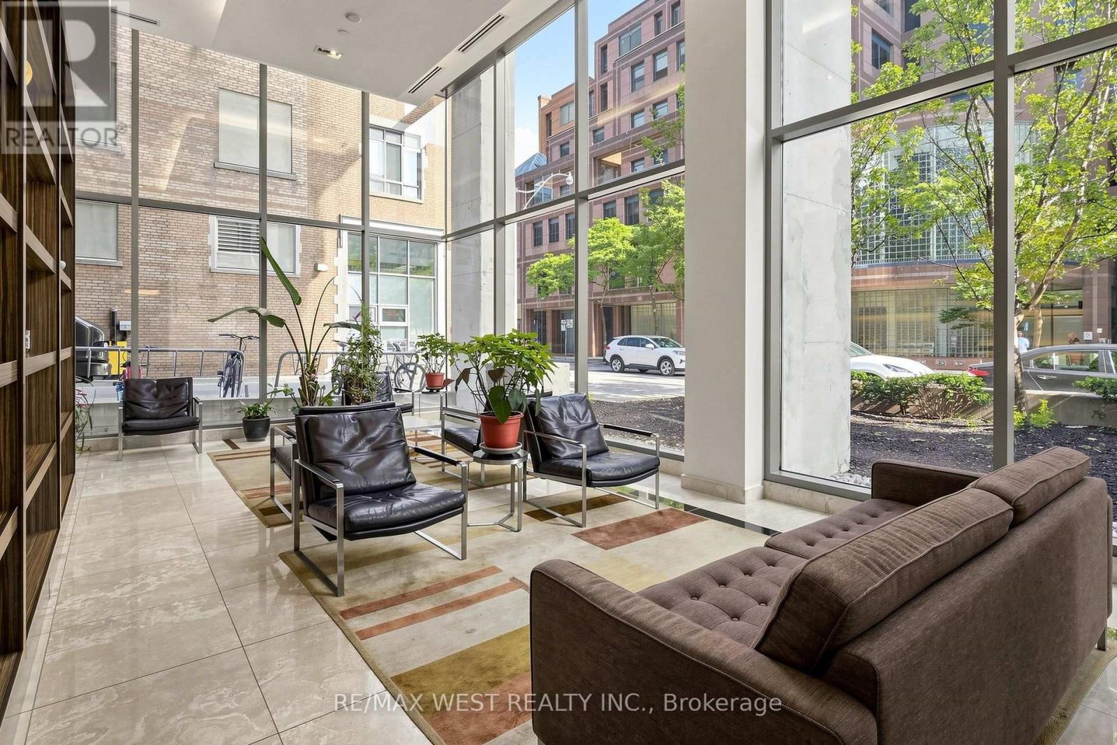 1203 - 38 Grenville Street, Toronto, Ontario  M4Y 1A9 - Photo 3 - C13627648