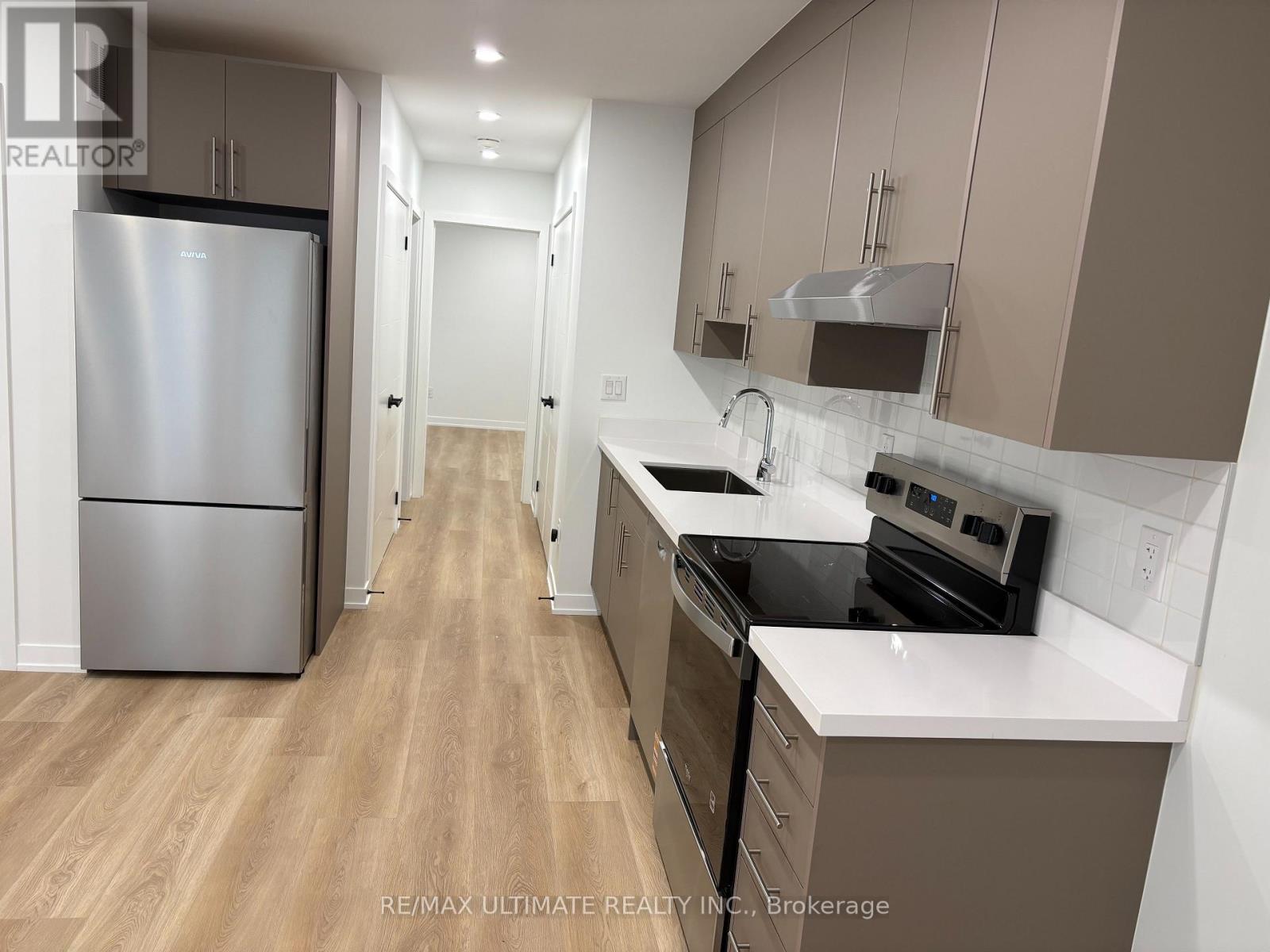 Lower - 249 Silverthorn Avenue, Toronto, Ontario  M6N 3K2 - Photo 6 - W13592414